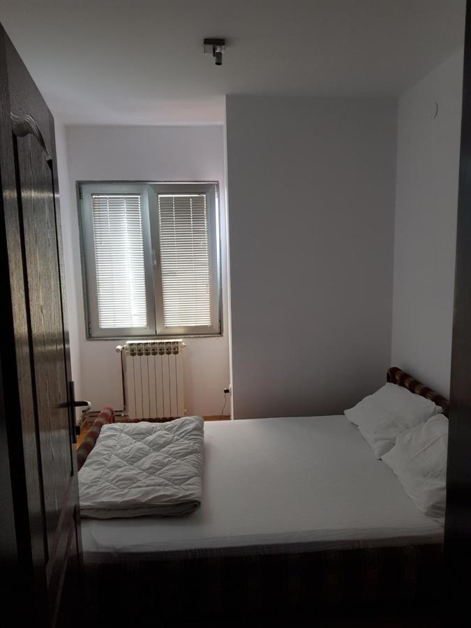Blue Point Apartment Kragujevac Exterior foto