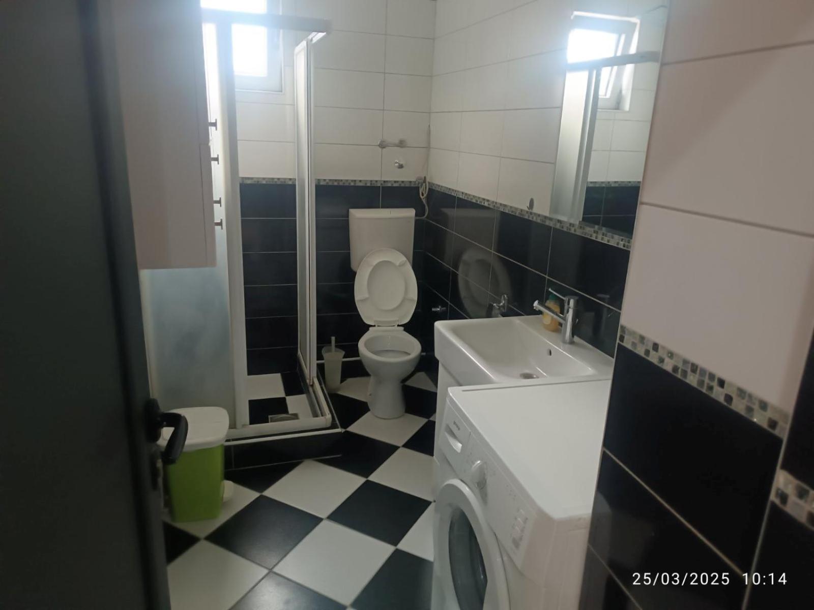 Blue Point Apartment Kragujevac Exterior foto